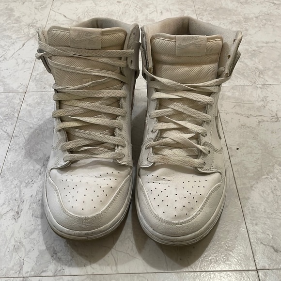 Nike dunk sb high white ice size